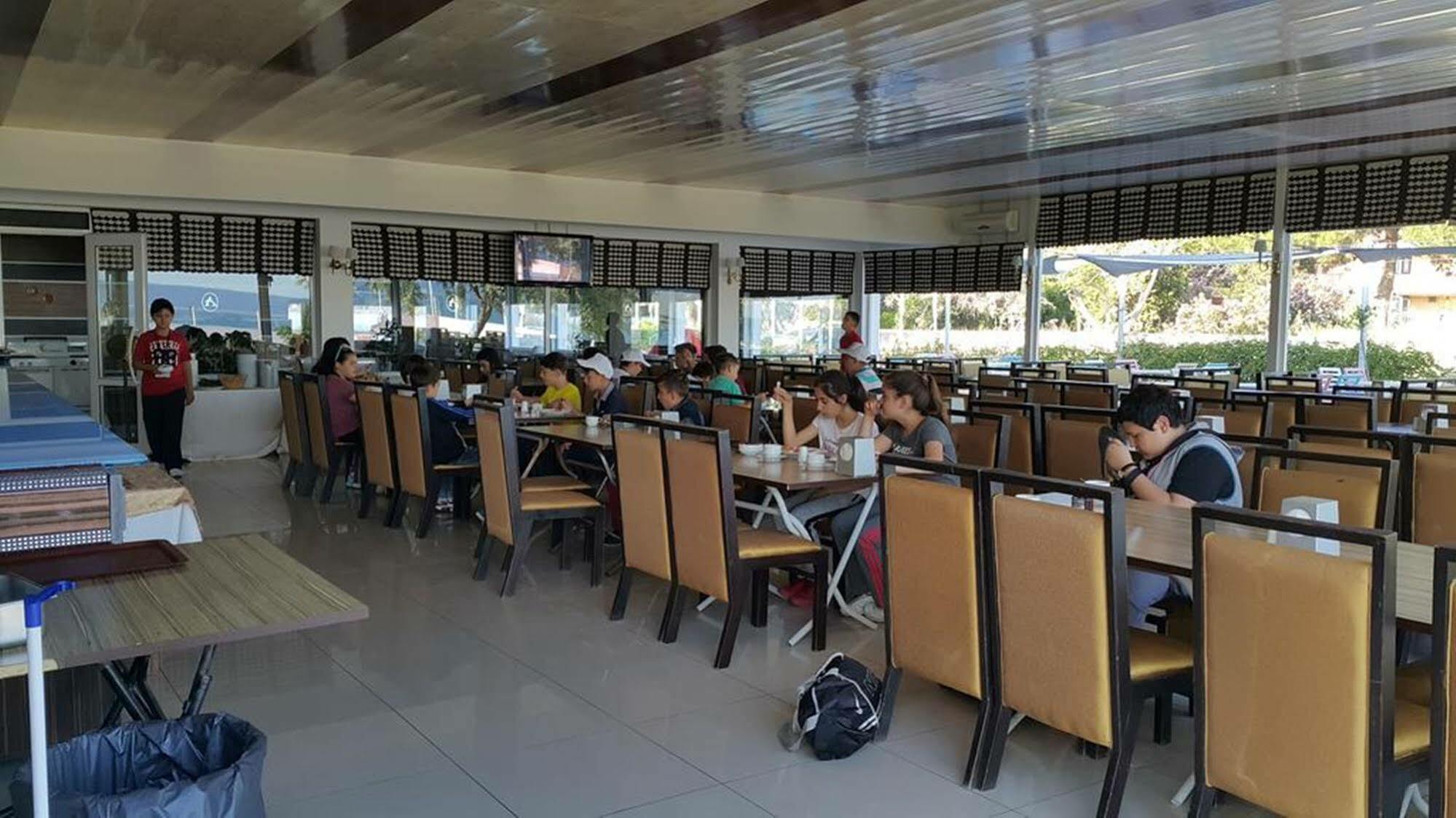 Etap Altinel Hotel Чанаккале Екстериор снимка